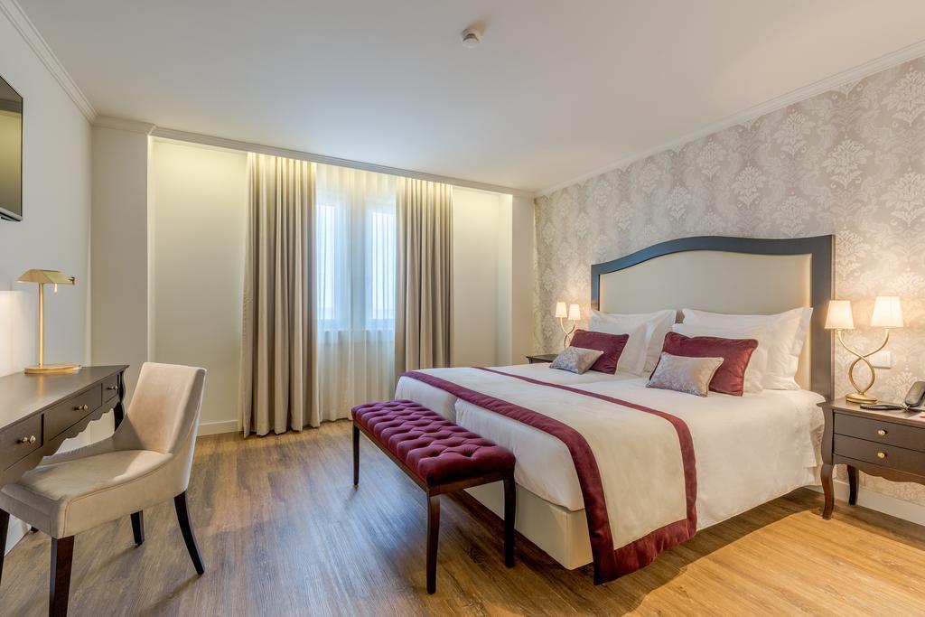 Luna Hotel Turismo Abrantes Exteriör bild